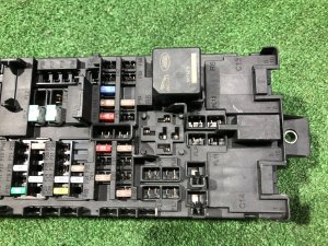 Блок предохранителей салонный пассажира LAND ROVER RANGE ROVER SPORT OEM LR098969, JPLA-14A073-BB 2019