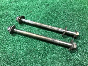 โบลต์ดุมล้อหลัง SUBARU FORESTER OEM 20540AA000 SF5 1998 EJ202 MT