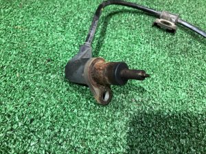 Sensor ABS delantero izquierdo SUBARU FORESTER OEM 27540AC031 SF5 1998 EJ202 MT
