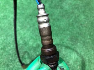 O2センサー（ラムダセンサー） SUBARU FORESTER OEM 22690AA370 SF5 1998 EJ202 MT