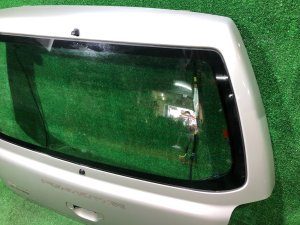 Portón trasero SUBARU FORESTER OEM 61701FC000 SF5 1998 silver 792