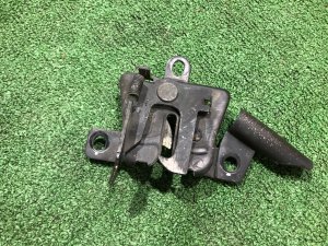 Cerradura del capó 57310FC000 SUBARU FORESTER