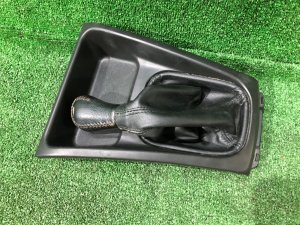 ฝาครอบคันเกียร์ธรรมดา 92072FC000, 92061FC030 SUBARU FORESTER