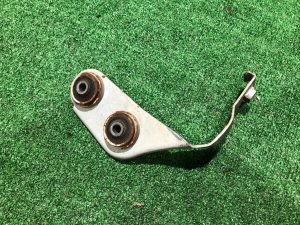 消声器吊挂 SUBARU FORESTER OEM 44021AE000 SF5 1998 EJ202 MT