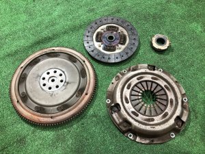 Volante do motor корзина, диск SUBARU FORESTER OEM 30210AA411, 30100AA690, 30100AA691, 12342AA000 SF5 1998 EJ202 MT