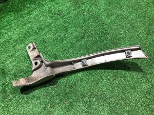 右リアフェンダーガーニッシュ SUBARU FORESTER OEM 91057FC260 SF5 1998 silver 792