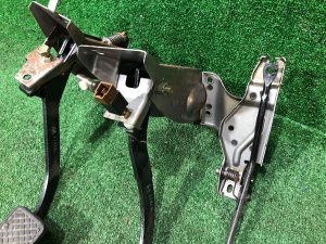踏板 5МТ SUBARU FORESTER OEM 36015FC010, 36013AA011, 36011AA001 SF5 1998 silver 792