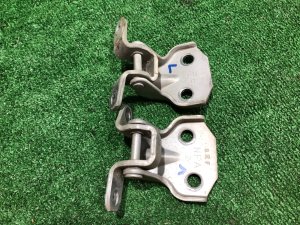Bisagras de la puerta delantera izquierda SUBARU FORESTER OEM 61220FA000, 61220FA010 SF5 1998 silver 792