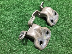 Bisagras de la puerta delantera izquierda SUBARU FORESTER OEM 61220FA000, 61220FA010 SF5 1998 silver 792