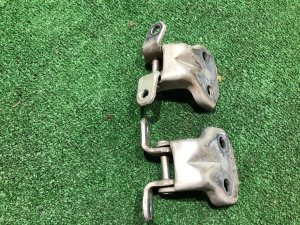 右前门铰链 SUBARU FORESTER OEM 61220FA000, 61220FA010 SF5 1998 silver 792