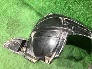 Right front wheel arch liner SUBARU FORESTER OEM 59110FC000 SF5 1998 silver 792
