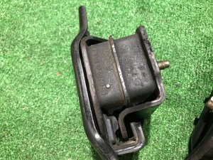 Apoios do motor SUBARU FORESTER OEM 41022FA090, 41031FA080, 41031FA090 SF5 1998 EJ202 MT