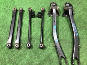Brazos de suspensión traseros SUBARU FORESTER OEM 20250AC100, 20255AA300, 20255AA310, 20270AA001 SF5 1998 EJ202 MT