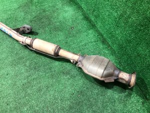 排气中段 SUBARU FORESTER OEM 44200FA120 SF5 1998 EJ202 MT