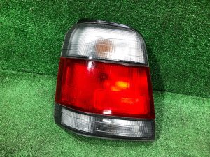ไฟท้ายซ้าย 220-20597L 84201FC031 SUBARU FORESTER