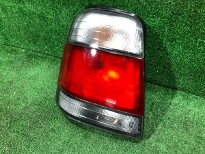 左テールランプ 220-20597L SUBARU FORESTER OEM 84201FC031 SF5 1998