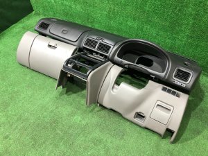 仪表台 свап SUBARU FORESTER OEM 66120FC521OE, 66040FC000OE, 66062FC520OE SF5 1998 silver 792