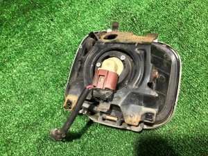 Faro antiniebla izquierdo SUBARU FORESTER OEM 84501FC010 SF5 1998