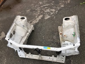 แผงหน้าหม้อน้ำ 53060FC000, 53061FC000 SUBARU FORESTER