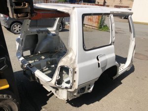 Sección trasera de la carrocería REAR CUT SUBARU FORESTER OEM 51402FC042, 51402FC052 1999 White 51E