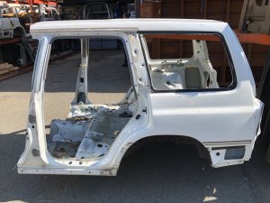 Sección trasera de la carrocería REAR CUT SUBARU FORESTER OEM 51402FC042, 51402FC052 1999 White 51E