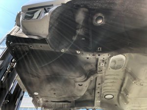 Sección trasera de la carrocería REAR CUT SUBARU FORESTER OEM 51402FC042, 51402FC052 1999 White 51E