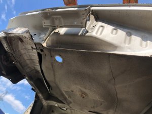 Sección trasera de la carrocería REAR CUT SUBARU FORESTER OEM 51402FC042, 51402FC052 1999 White 51E