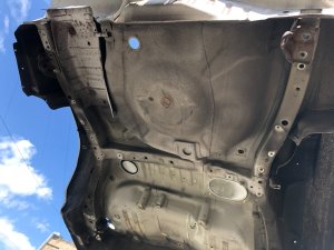 Sección trasera de la carrocería REAR CUT SUBARU FORESTER OEM 51402FC042, 51402FC052 1999 White 51E