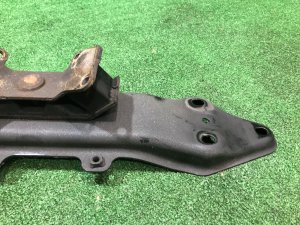 Gearbox crossmember SUBARU FORESTER OEM 41021AC390, 41022AC150 SF9, SF5 1998 EJ254 AT