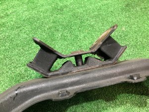 Gearbox crossmember SUBARU FORESTER OEM 41021AC390, 41022AC150 SF9, SF5 1998 EJ254 AT
