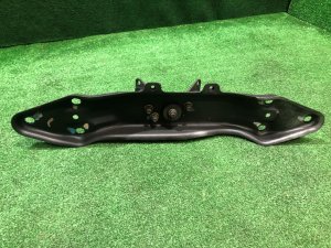Gearbox crossmember SUBARU FORESTER OEM 41021AC390, 41022AC150 SF9, SF5 1998 EJ254 AT