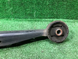 Travesaño del diferencial SUBARU FORESTER OEM 41310FC000 SF9, SF5 1998 EJ254 AT