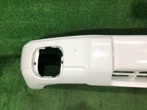 フロントバンパー SUBARU FORESTER OEM 57717FC130WG, 57720FC130 SF9, SF5 1998 White 51E