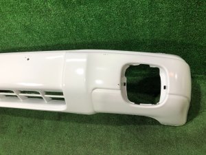 フロントバンパー SUBARU FORESTER OEM 57717FC130WG, 57720FC130 SF9, SF5 1998 White 51E