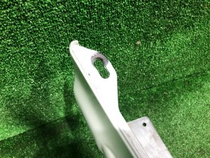 フロントバンパー SUBARU FORESTER OEM 57717FC130WG, 57720FC130 SF9, SF5 1998 White 51E