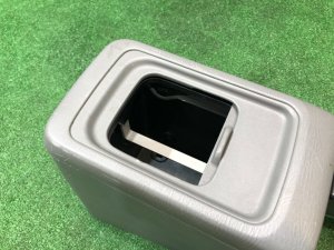 ช่องเก็บของและที่วางแขน SUBARU FORESTER OEM 92060FC040ND SF9, SF5 1998 White 51E