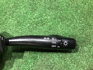 Comutador da coluna de direção SUBARU FORESTER OEM 83111FC410 SF9, SF5 1998 EJ254 AT