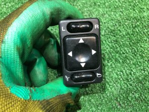 后视镜控制模块 SUBARU FORESTER OEM 83071FC000 SF9, SF5 1998 EJ254 AT