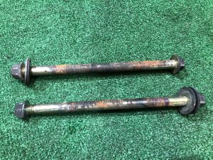 โบลต์ดุมล้อหลัง SUBARU FORESTER OEM 20540AA000 SF9, SF5 1998 EJ254 AT