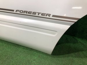 Left rear door SUBARU FORESTER OEM 61401FC013 SF9, SF5 1998 White 51E