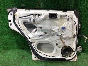 Left rear door SUBARU FORESTER OEM 61401FC013 SF9, SF5 1998 White 51E