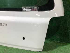 尾门 SUBARU FORESTER OEM 61701FC000 SF9, SF5 1998 White 51E