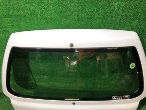 尾门 SUBARU FORESTER OEM 61701FC000 SF9, SF5 1998 White 51E