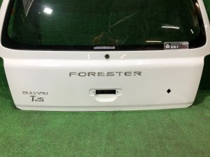 尾门 SUBARU FORESTER OEM 61701FC000 SF9, SF5 1998 White 51E