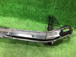 リアバンパーレインフォースメント SUBARU FORESTER OEM 57760FC220 SF9, SF5 1998 White 51E