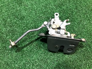 Tailgate lock SUBARU FORESTER OEM 60311FC000 SF9, SF5 1998 White 51E
