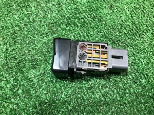 雾灯开关 SUBARU FORESTER OEM 83001FA051 SF9, SF5 1998 EJ254 AT