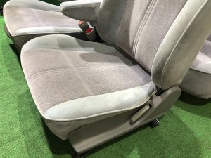 シートセット SUBARU FORESTER OEM 64010FC420NF, 64230FC060NF, 64010FC430NF, 64240FC060NF SF9, SF5 1998 White 51E