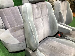 シートセット SUBARU FORESTER OEM 64010FC420NF, 64230FC060NF, 64010FC430NF, 64240FC060NF SF9, SF5 1998 White 51E