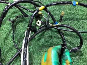 バックドアハーネス SUBARU FORESTER OEM 81812FC001 SF9, SF5 1998 EJ254 AT